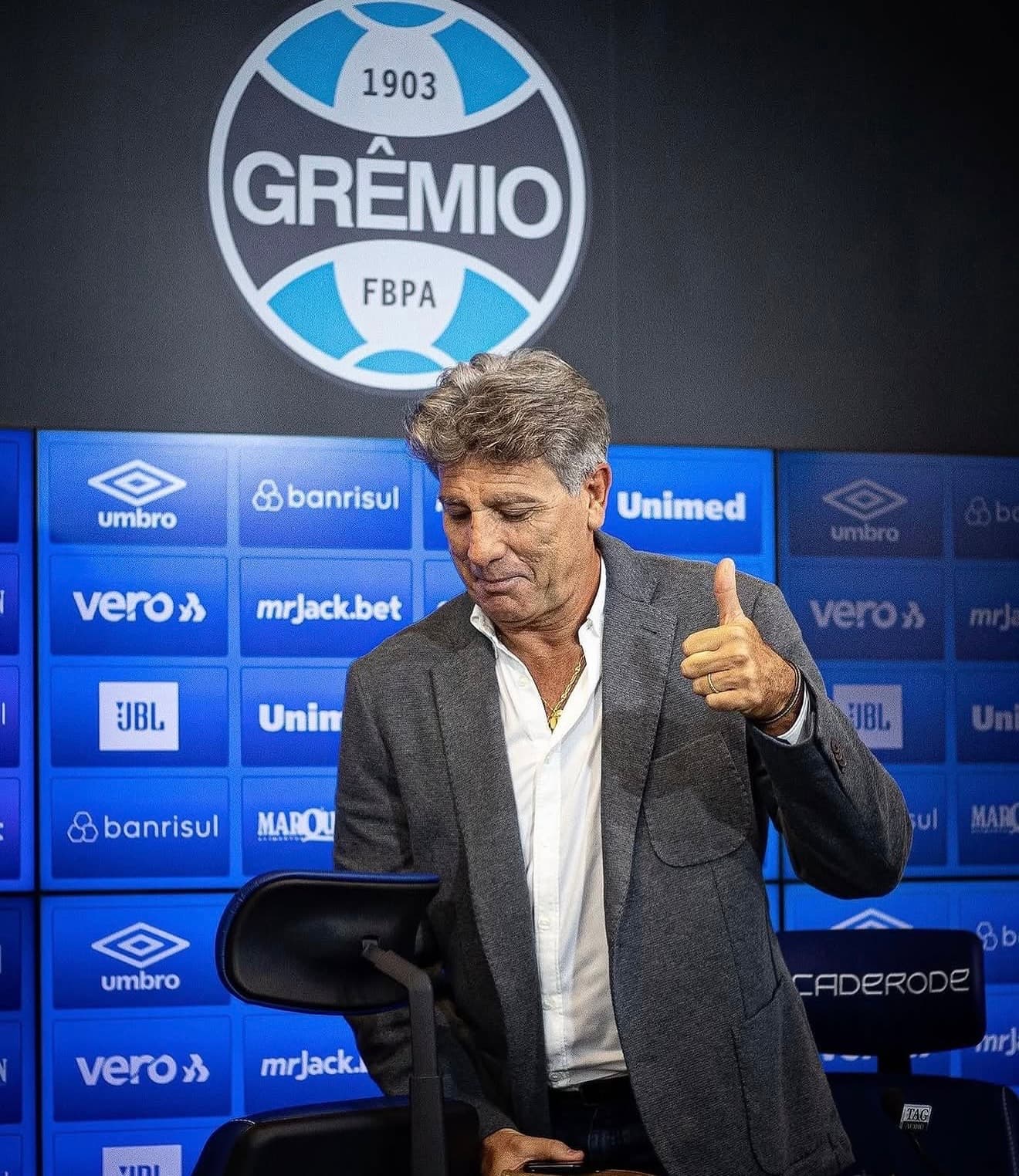 RENATO PORTALUPPI ENCAMINHA RETORNO AO GRÊMIO APÓS ACERTO VERBAL