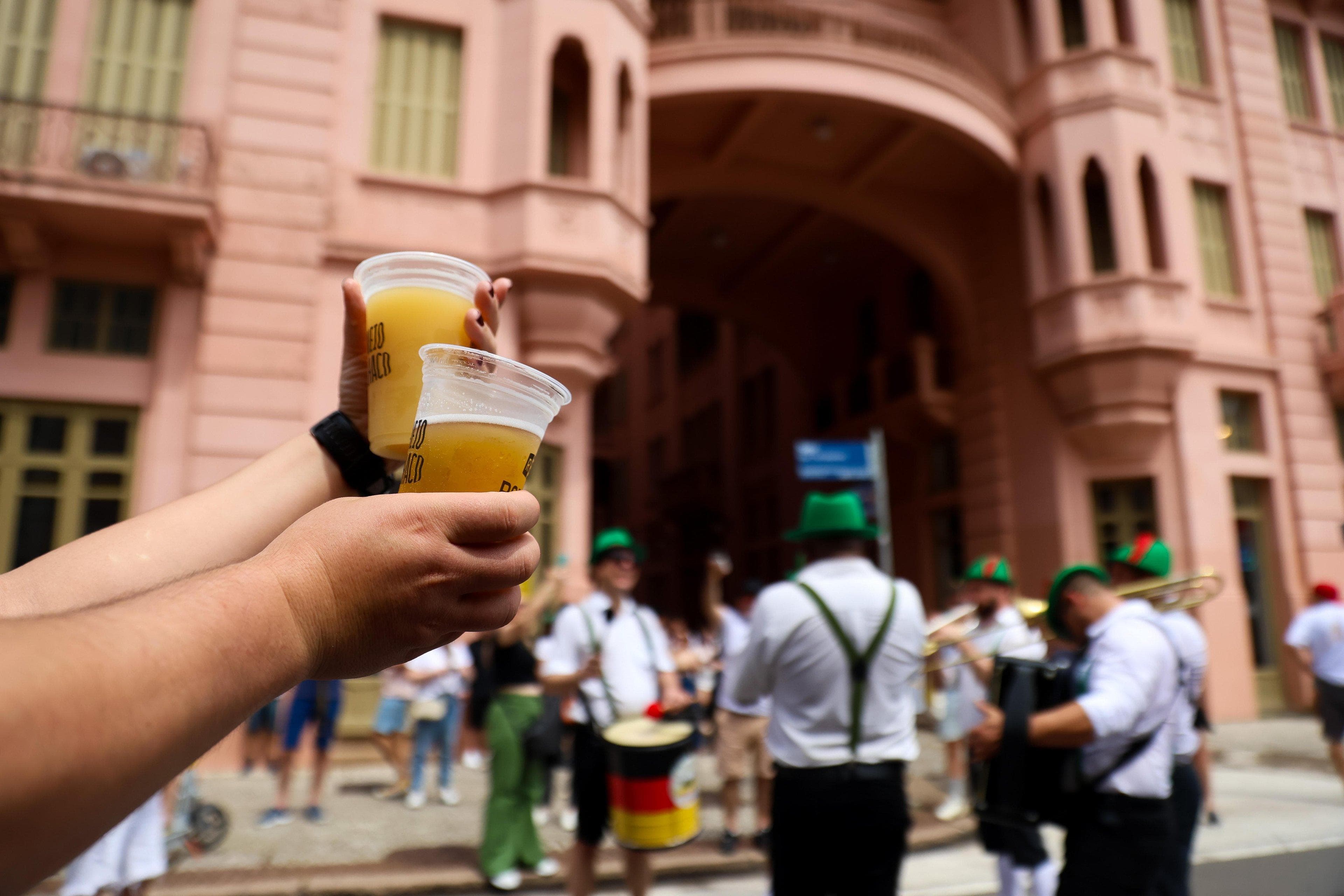 OKTOBERFEST DE PORTO ALEGRE TERÁ 12 HORAS DE PROGRAMAÇÃO GRATUITA NESTE SÁBADO