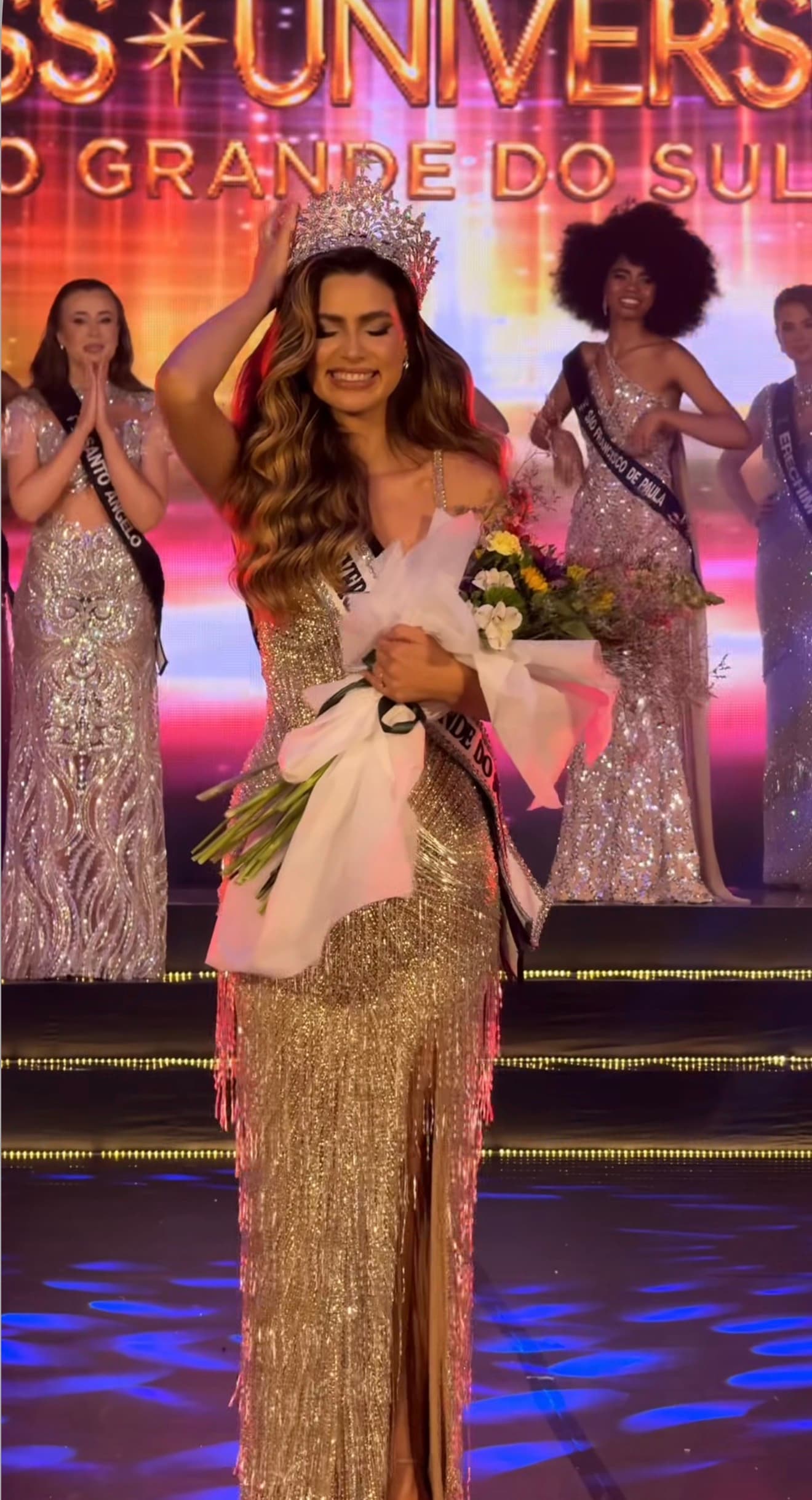 MADDU FERREIRA, MISS GRAMADO, CONQUISTA A COROA DE MISS RIO GRANDE DO SUL 2027